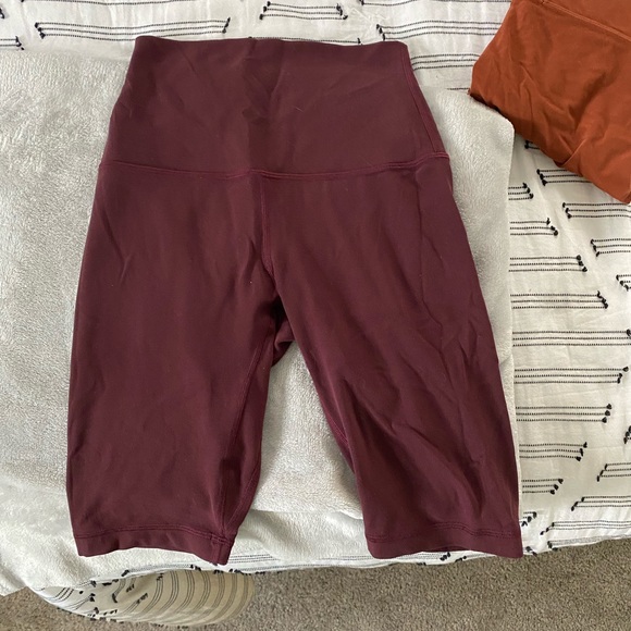 Align Super High Rise Short 10” - Picture 8 of 8